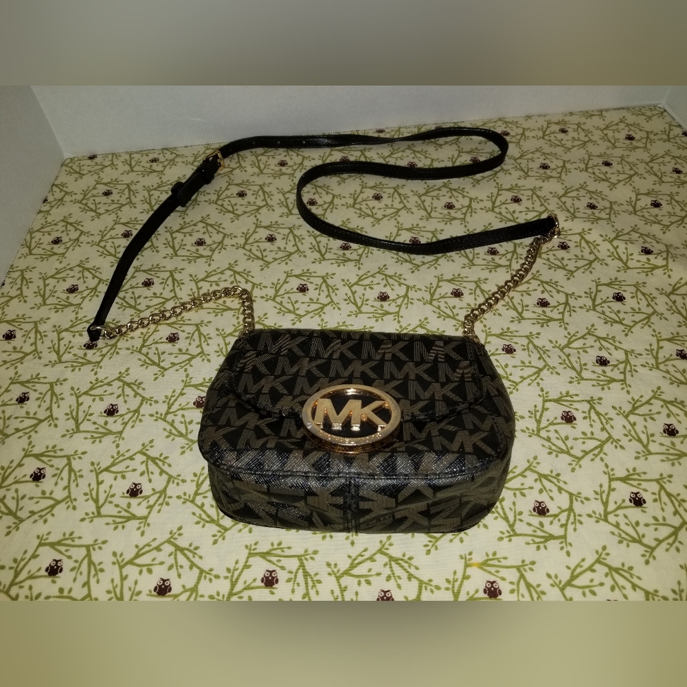 Michael Kors Brown MK Logo Crossbody Bag Gold Chain Small Brown Purse - Picture 10 of 10
